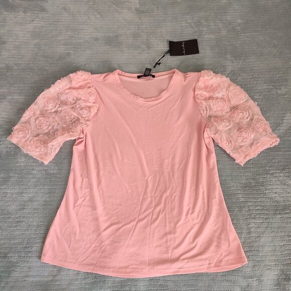 NEW - A Love Story Top Blouse Bridal Rose Pink Size M Roses on Sleeve Shirt - Picture 2 of 13